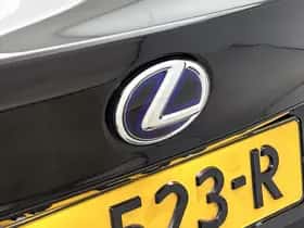 Lexus IS (2018) thumbnail 19