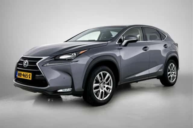 Lexus NX (2017) thumbnail 1