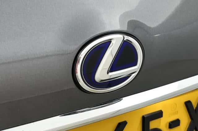 Lexus NX (2017) thumbnail 20