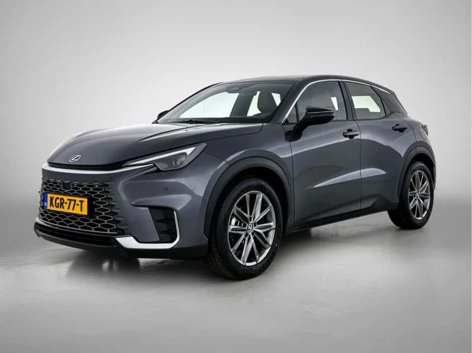 Lexus LBX (2024) — foto 1