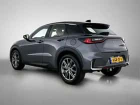Lexus LBX (2024) thumbnail 13