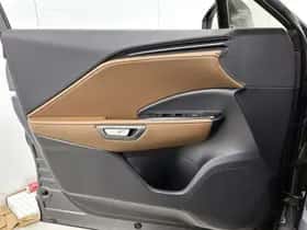 Lexus LBX (2024) thumbnail 27