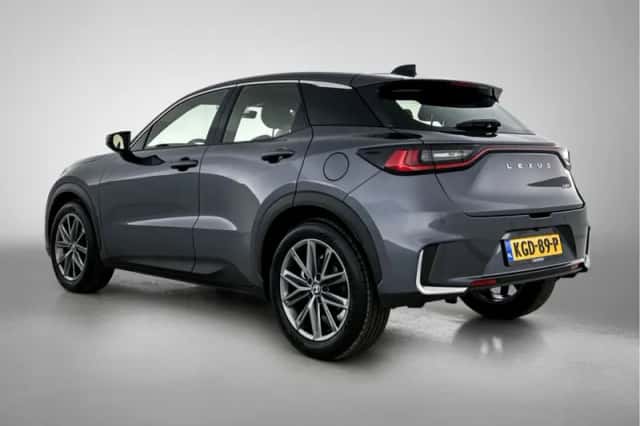 Lexus LBX (2026) thumbnail 13