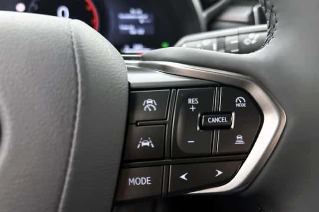 Lexus LBX (2026) thumbnail 14