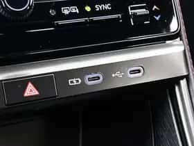 Lexus LBX (2026) thumbnail 24