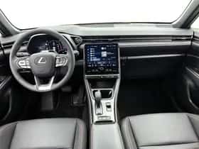 Lexus LBX (2026) thumbnail 4