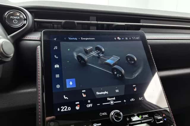 Lexus LBX (2026) thumbnail 7