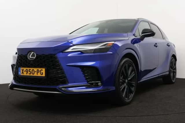 Lexus RX (2024)