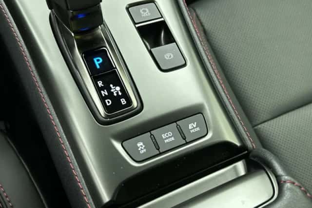 Lexus LBX (2025) thumbnail 20