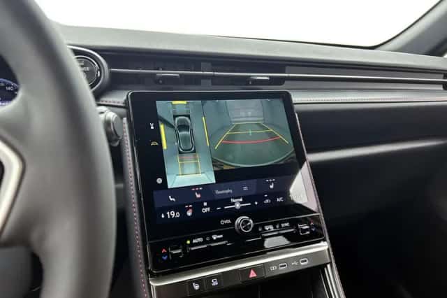 Lexus LBX (2025) thumbnail 46