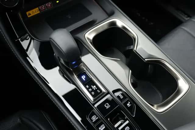 Lexus NX (2022) thumbnail 12