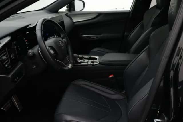 Lexus NX (2022) thumbnail 19
