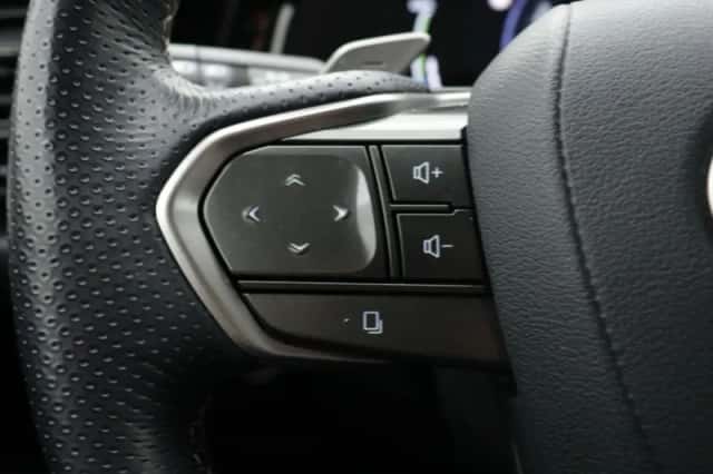 Lexus NX (2022) thumbnail 22