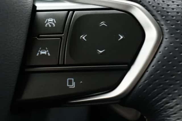 Lexus NX (2022) thumbnail 26