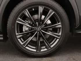 Lexus NX (2022) thumbnail 41