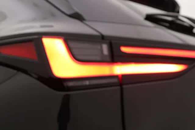 Lexus NX (2022) thumbnail 52