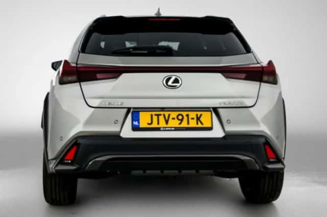 Lexus UX (2026) thumbnail 21