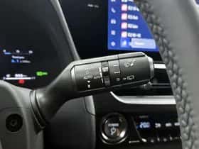 Lexus UX (2026) thumbnail 26