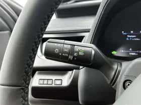 Lexus UX (2026) thumbnail 27