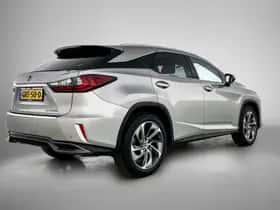 Lexus RX (2019) thumbnail 2