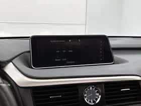 Lexus RX (2019) thumbnail 35