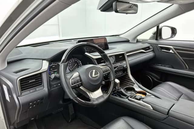 Lexus RX (2019) thumbnail 40