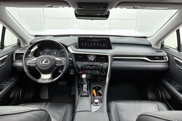 Lexus RX (2019) thumbnail 5