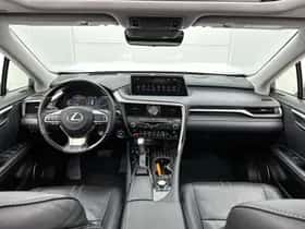 Lexus RX (2019) thumbnail 5