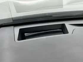 Lexus RX (2019) thumbnail 44