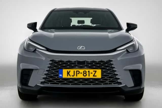 Lexus LBX (2025) thumbnail 19