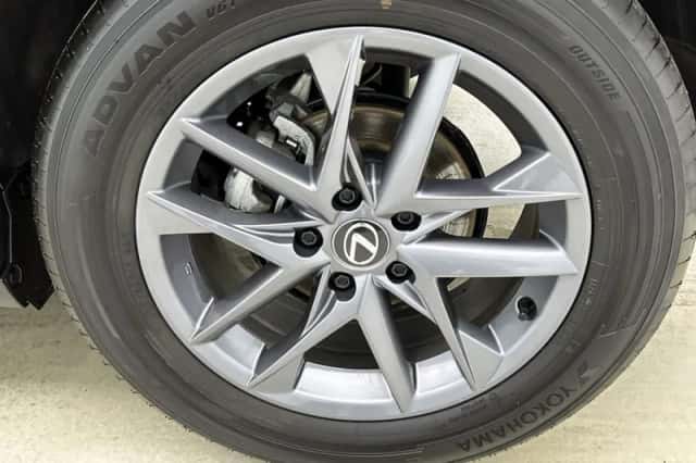 Lexus LBX (2025) thumbnail 22