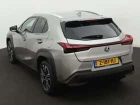 Lexus UX (2024) thumbnail 16