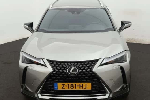 Lexus UX (2024) thumbnail 27