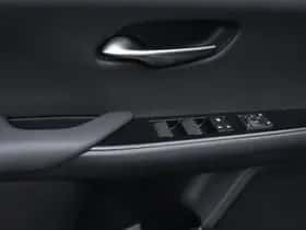 Lexus UX (2024) thumbnail 32