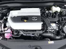 Lexus UX (2024) thumbnail 39