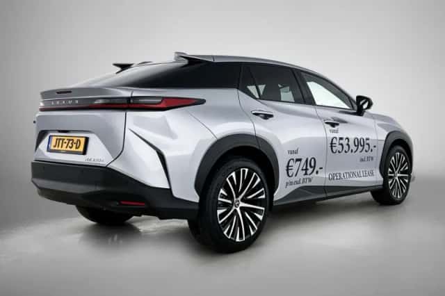 Lexus RZ (2026) thumbnail 2