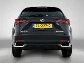 Lexus NX (2019) thumbnail 21