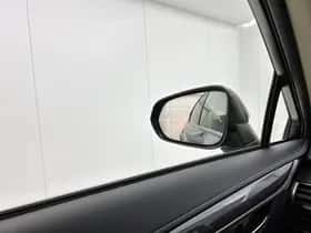 Lexus NX (2019) thumbnail 34