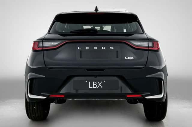 Lexus LBX (2026) thumbnail 21
