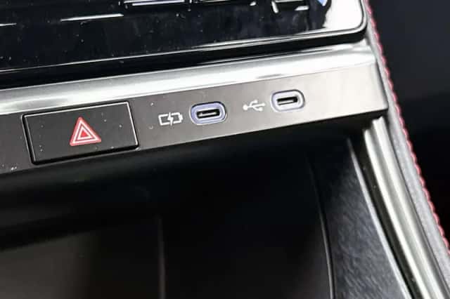 Lexus LBX (2026) thumbnail 24