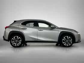 Lexus UX (2019) thumbnail 14