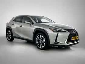 Lexus UX (2019) thumbnail 15