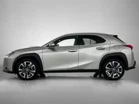 Lexus UX (2019) thumbnail 3
