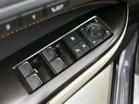 Lexus NX (2022) thumbnail 26