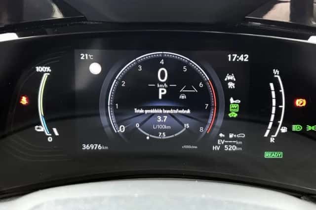 Lexus NX (2022) thumbnail 6