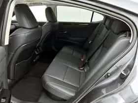 Lexus ES (2026) thumbnail 17