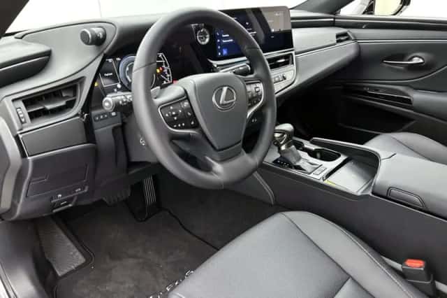Lexus ES (2026) thumbnail 38