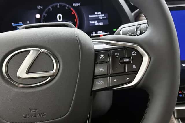 Lexus LBX (2026) thumbnail 14