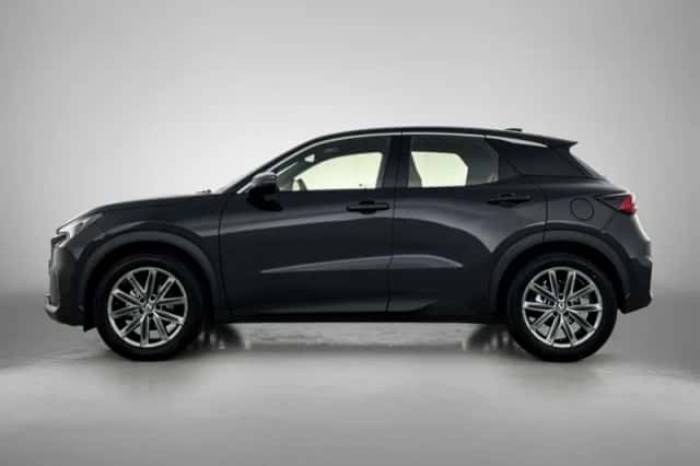 Lexus LBX (2026) thumbnail 3