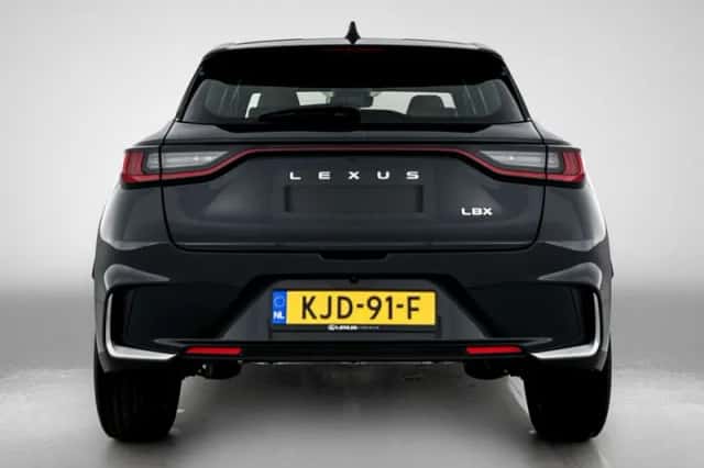 Lexus LBX (2026) thumbnail 21